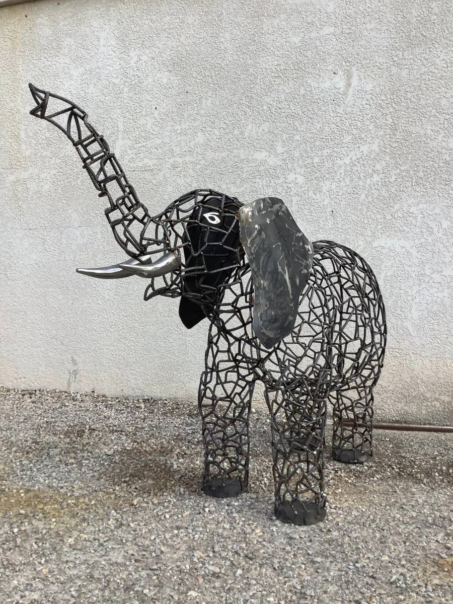 creation animal en metal monaco